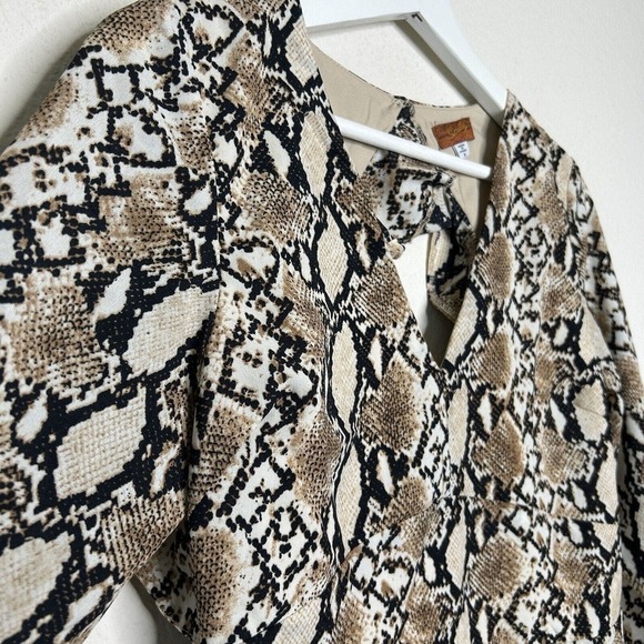 Scully Snakeskin Ruffle Open Back 3/4 Sleeved Tan Dress S - Picture 3 of 13
